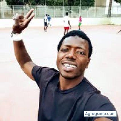 mohamedlamine chico soltero en Alcala De Guadaira