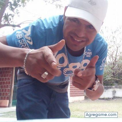 leonardoriva chico soltero en J. E. Estigarribia