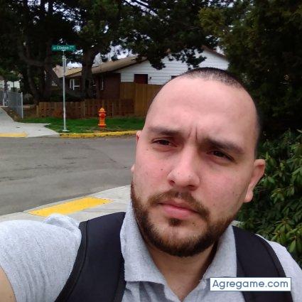 CDanilo chico soltero en Portland