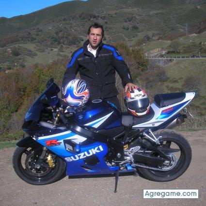 MOTEROROSSI chico soltero en Bilbao