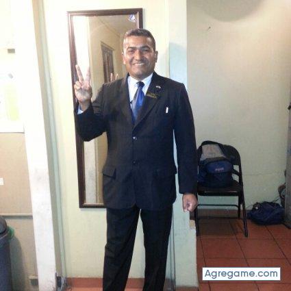 olivers chico soltero en Atenas