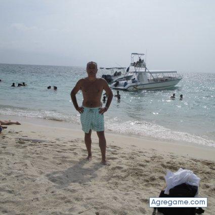 xhema chico soltero en Cádiz