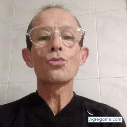 1970jj chico soltero en Sant celoni