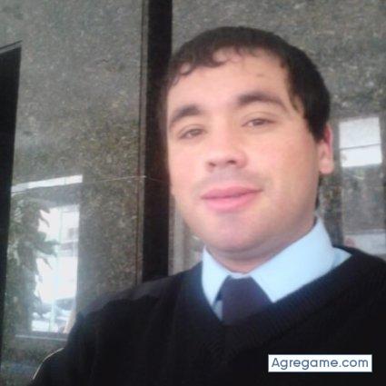 agus298 chico soltero en Luis Guillón