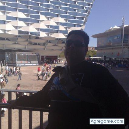 mogonjoma chico soltero en Zaragoza