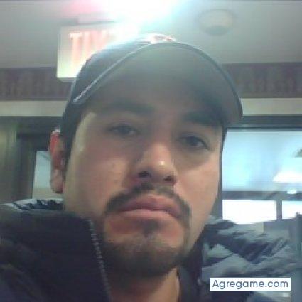 SALVADORRAMIREZ chico soltero en Gainesville