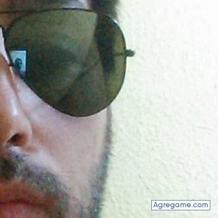 Femag chico soltero en Ávila