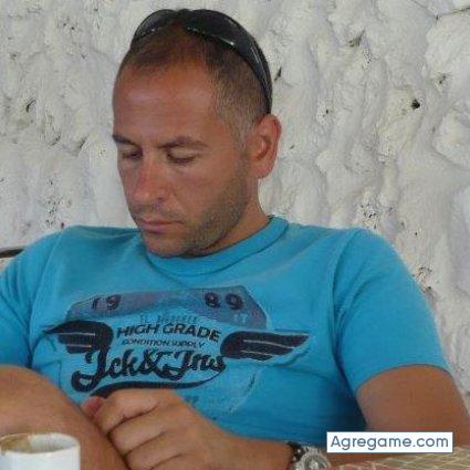 jujorf chico soltero en La roca del valles