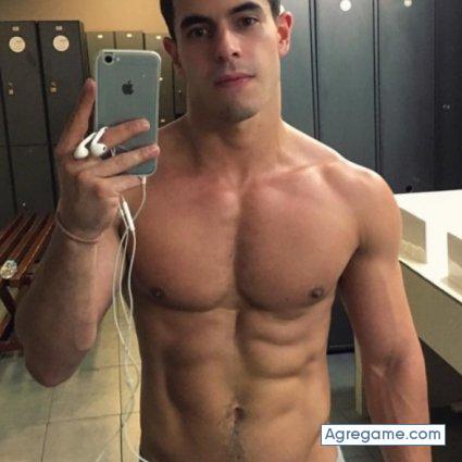 Jonathan94804 chico soltero en Gonzales