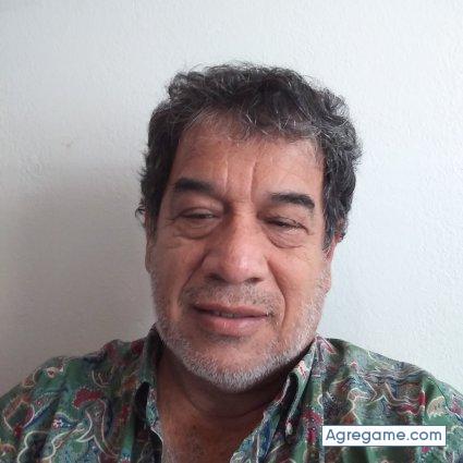 Carmeloarse chico soltero en Long Beach