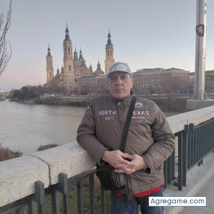 etxaleku chico soltero en Pamplona