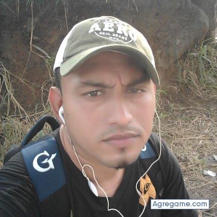 Arellanap chico soltero en Escuintla