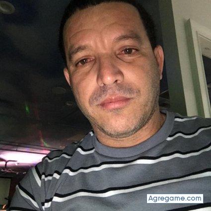 jonathancalderon2625 chico soltero en Azua De Compostela