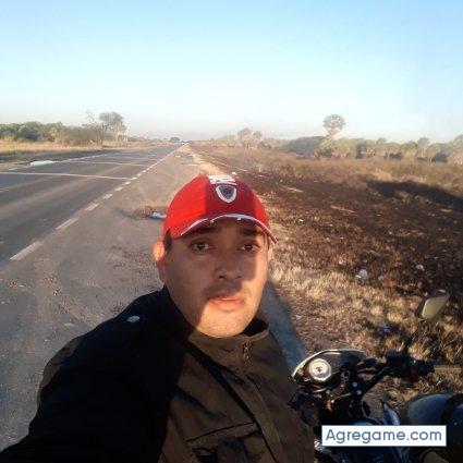 Betitobaez chico soltero en Suncho Corral