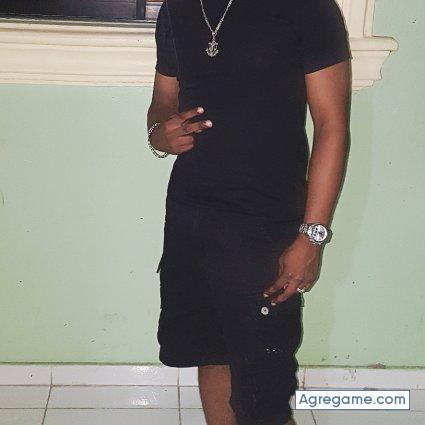 rosmalvin chico separado en Villa Altagracia