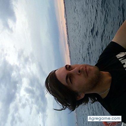 MARCOS401978 chico soltero en Arequito