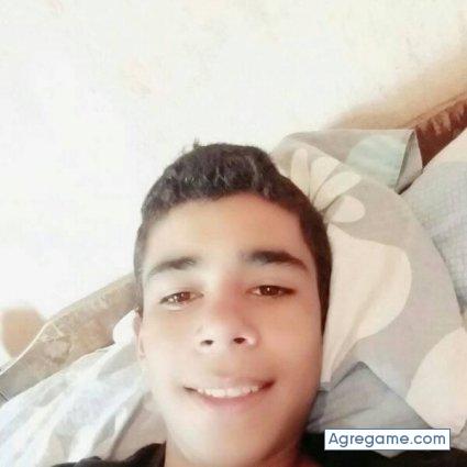 yonaluna chico soltero en Corzuela