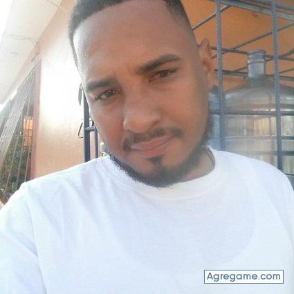 nicolasgomez1762 chico soltero en Santo Domingo