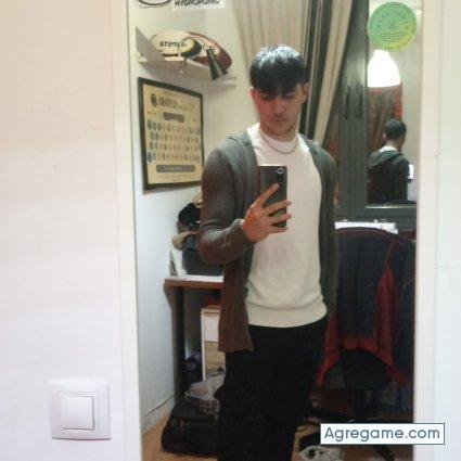 Fecho03 chico soltero en Badalona