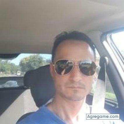 felixbeto chico soltero en General San Martín