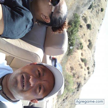 Edgarcaatro chico soltero en Huntington Park