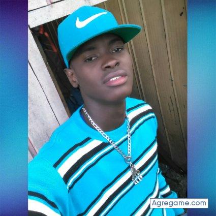 Morenote11 chico soltero en San Antonio