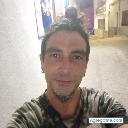 Javierdarko chico soltero en Alcaracejos