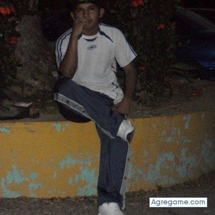 carlos19901 chico soltero en Changuinola