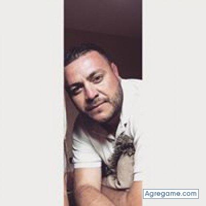 allanarroyo chico soltero en Santa Ana