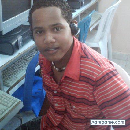 Adrian014 chico soltero en Santa Cruz De Barahona