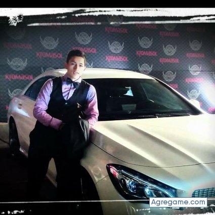 Sting6 chico soltero en Villa Rica