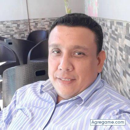 MAngel888 chico soltero en 