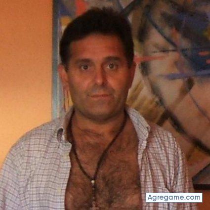 Cesarsalces chico separado en Laredo