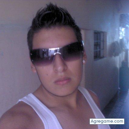 manuelito chico soltero en Carlos A. Carrillo