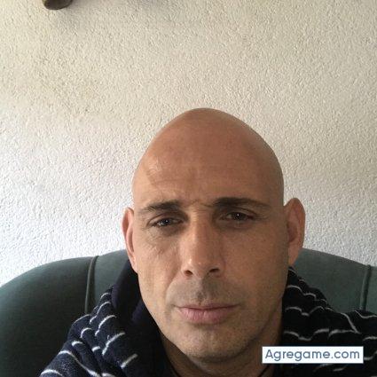 Daviddiciembre chico soltero en Llança