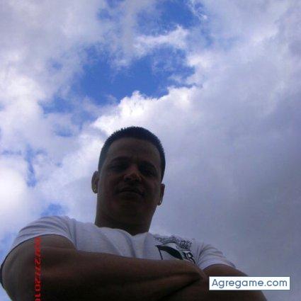 Pozopozo chico soltero en West Palm Beach