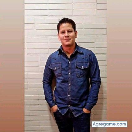 Ericvillalba321 chico soltero en Riopar