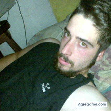 Manudubb chico soltero en José Mármol