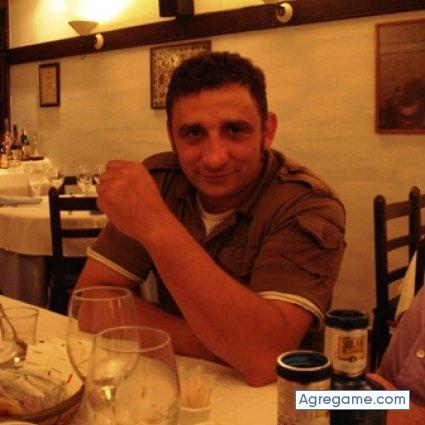 charline chico soltero en Lloret de mar