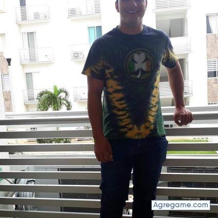 FredyBedoya chico soltero en Medellín