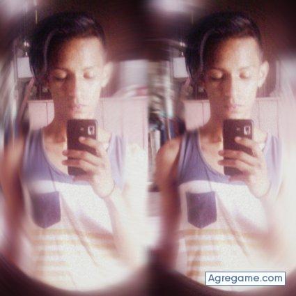 ivanEd007 chico soltero en Roatán