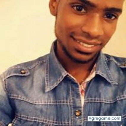 welintonmejia chico soltero en Madrid