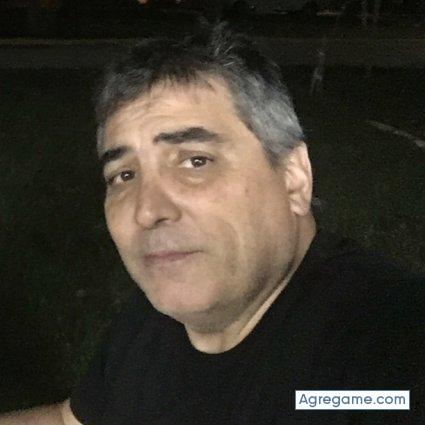 rexstout chico separado en Sevilla