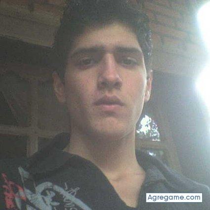 victor132 chico soltero en Garupá