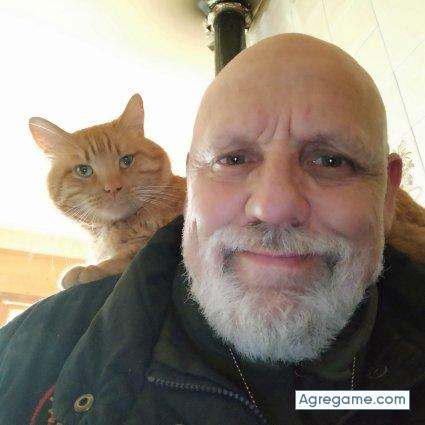 peretremo chico soltero en Vic