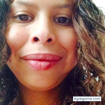 madalena chica soltera en North Miami Beach