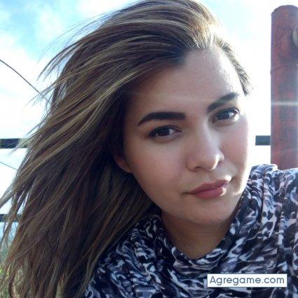 amarillapalomi chica soltera en Guarambaré