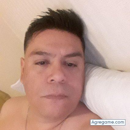 Pataraya chico soltero en Santiago