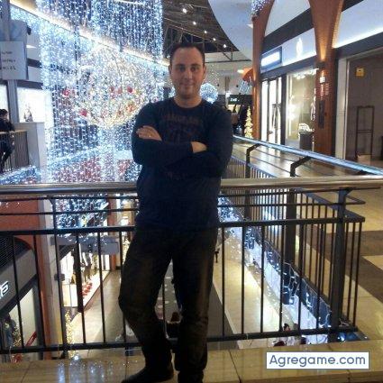 zumito chico soltero en Marbella