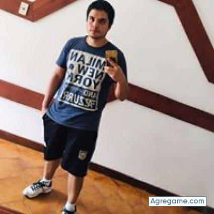 amarillanahuel chico soltero en Villa Gesell